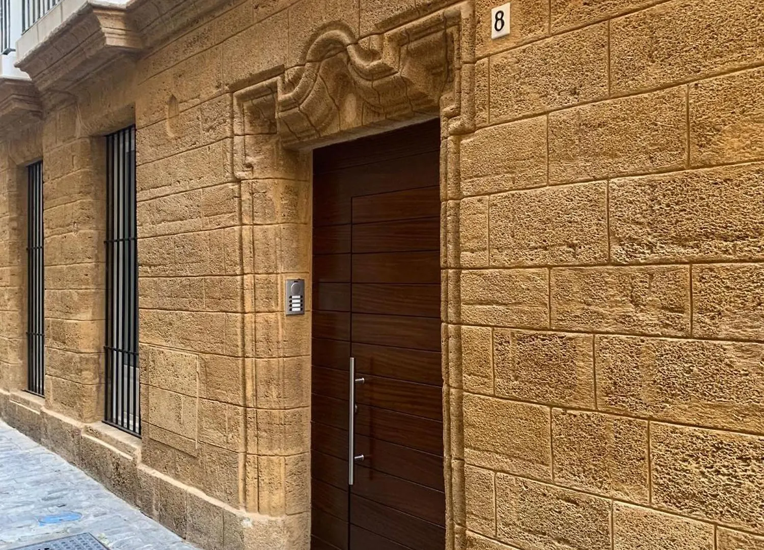 Apartamento Casa Urquinaona Cádiz 0*,  España
